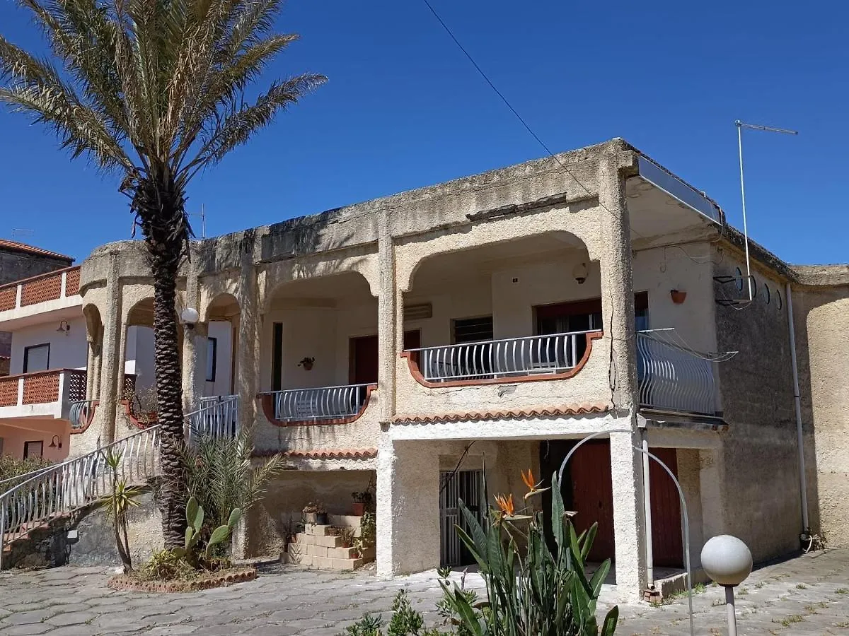 Сasa de vacaciones Fortezza Villa Azzurra Agnone Bagni Italia